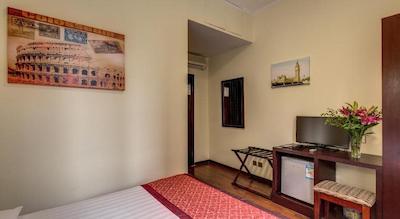 ب اند ب لئونی دی جیادا