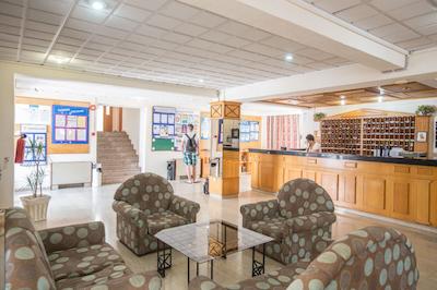 تسُکز هلید هتل اپارتمنتز