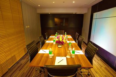 بست وسترن پرمیر آمارانت سووارنابومی ایرپورت