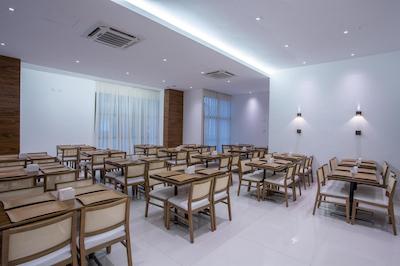 بست وسترن ریو کنونشن سویتز