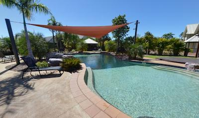 فرشواتر ایست کیمبرلی اپارتمنتز