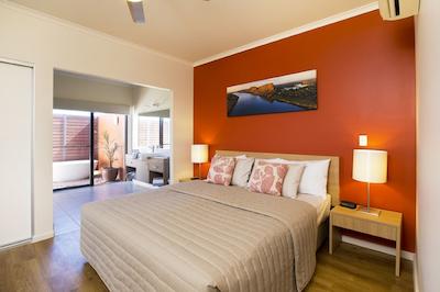 فرشواتر ایست کیمبرلی اپارتمنتز