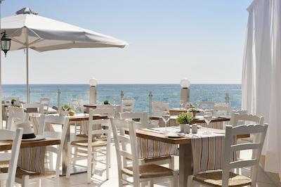 پرنرا بیچ هتل