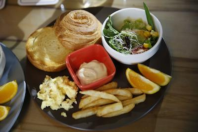 لکینگ تیتونگ ب اند ب