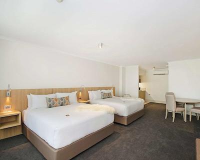 کلارین هتل تونسویل