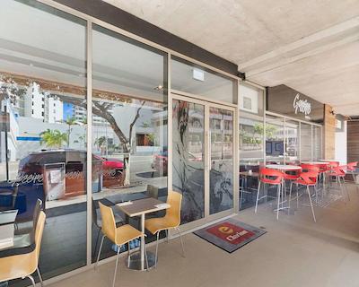 کلارین هتل تونسویل