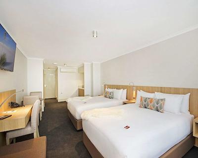 کلارین هتل تونسویل