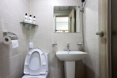 چاریم گوسدوس