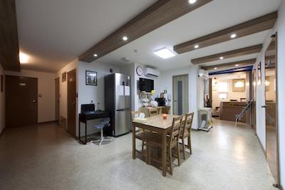 چاریم گوسدوس