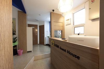 چاریم گوسدوس