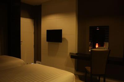 همی درمی چیانگرای