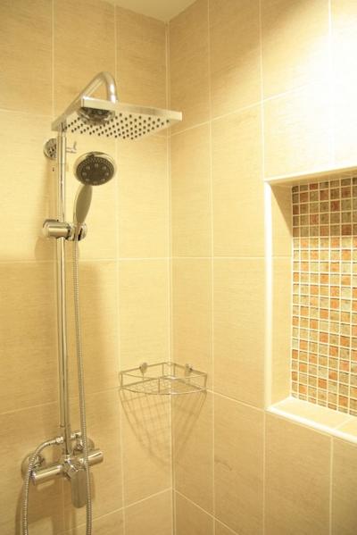 همی درمی چیانگرای