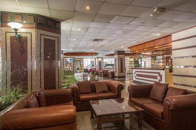 تسُکز پرتاراز بیچ هتل