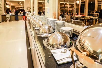 مندرین هتل منیجد بای سنتر پوینت