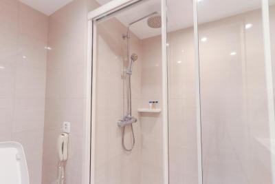 مندرین هتل منیجد بای سنتر پوینت