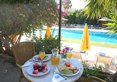 ناواریا هتل