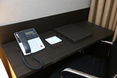 بنیکیا پرمیر هتل دنگدامون