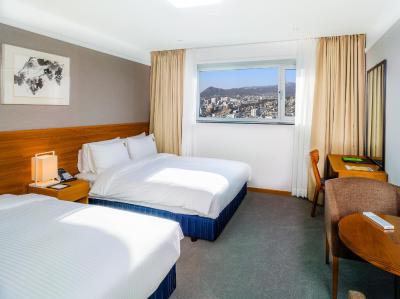 بنیکیا پرمیر هتل دنگدامون