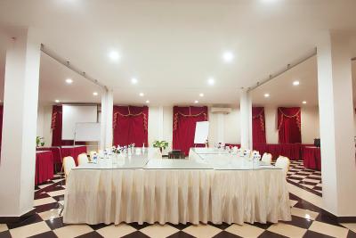 ف هتل جاکارتا