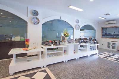 ف هتل جاکارتا