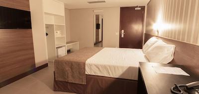 وا هتل کاروارو