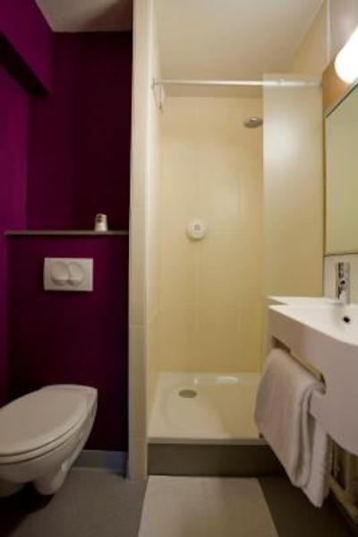 ب اند ب هتل تولوس باسو کامبو