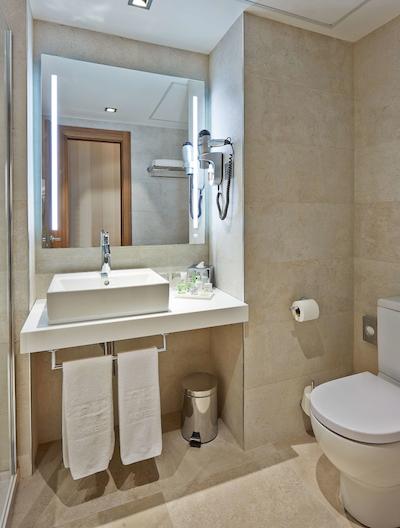 نه بارسلنا لز کرتز