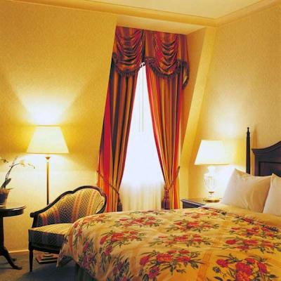 ماریت گرسونر اسکوار