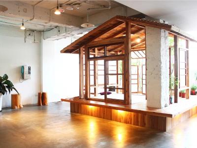 استار هستل تیپی مین استیشن