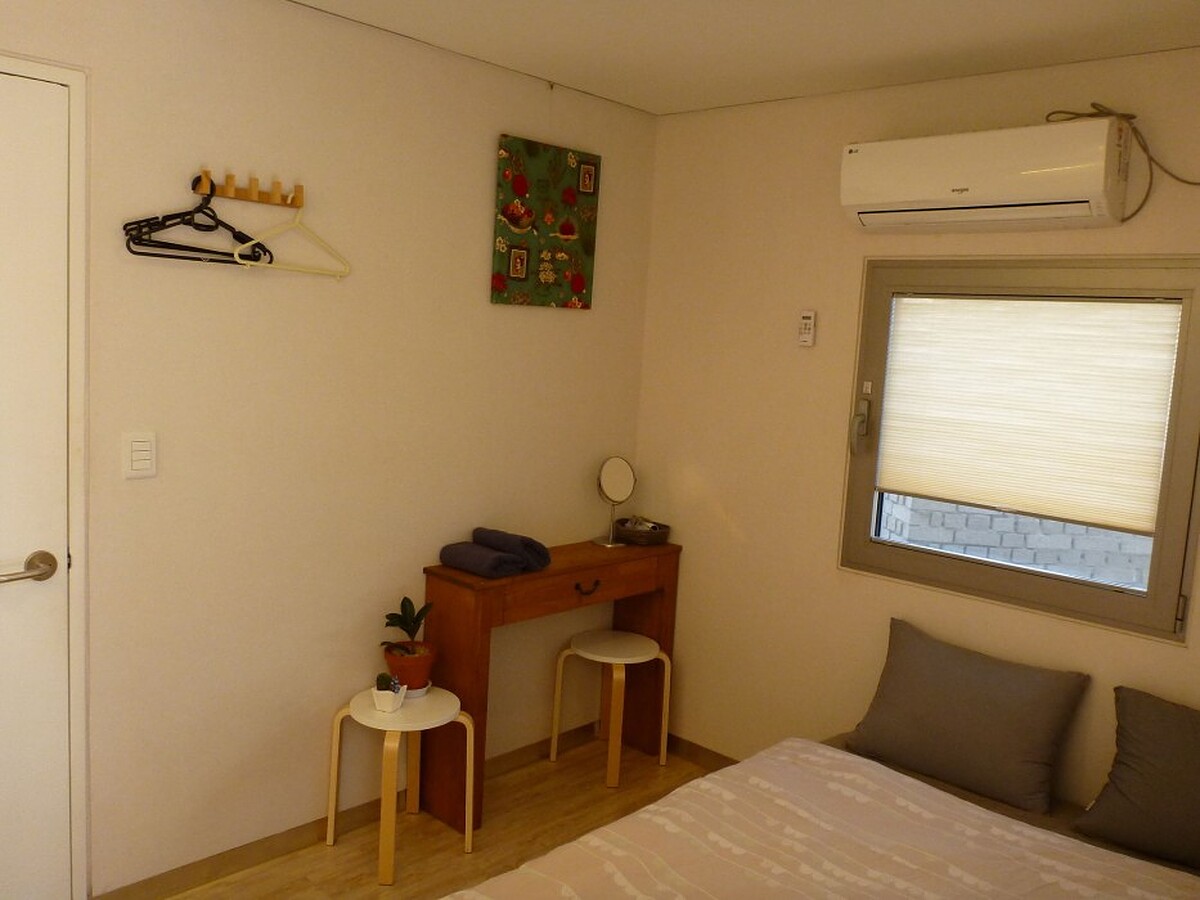 اینسید بوسان هستل