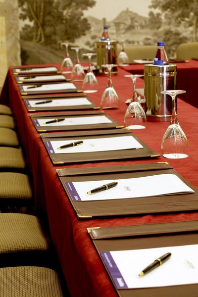 پارکلان ا لوکسوری کالکشن ریزرت اند اسپا لیماسل