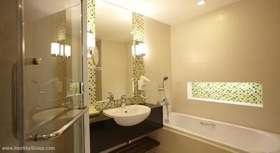 لگاسی سوئیتس سوخومویت بای کامپس هاسپیتالیتی