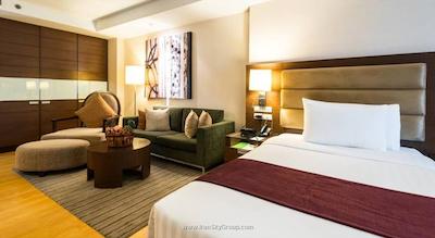 لگاسی سوئیتس سوخومویت بای کامپس هاسپیتالیتی