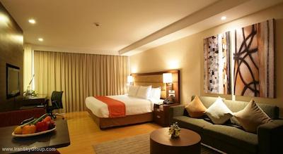 لگاسی سوئیتس سوخومویت بای کامپس هاسپیتالیتی