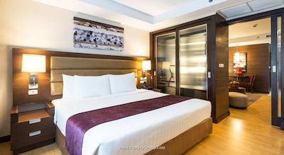 لگاسی سوئیتس سوخومویت بای کامپس هاسپیتالیتی