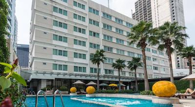 لگاسی سوئیتس سوخومویت بای کامپس هاسپیتالیتی