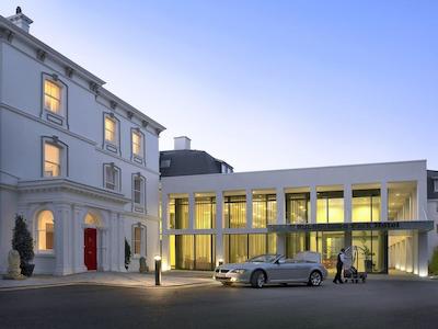 رچستون پارک هتل