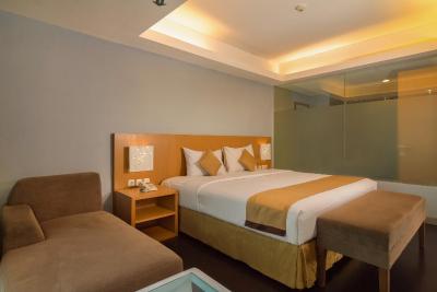 استینکول هتل سمینیاک