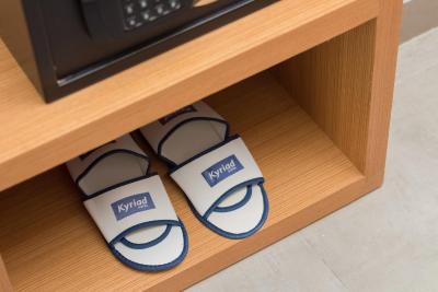 استینکول هتل سمینیاک