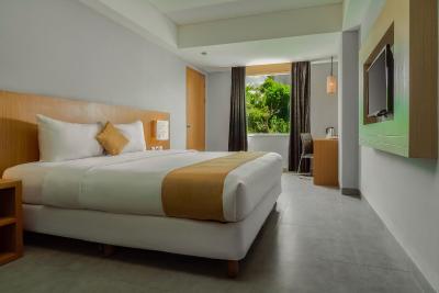 استینکول هتل سمینیاک