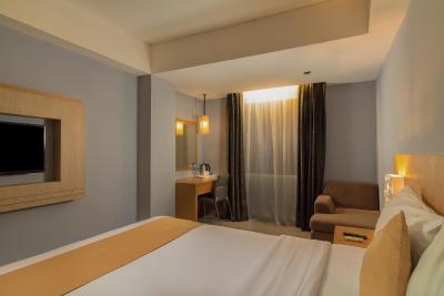 استینکول هتل سمینیاک