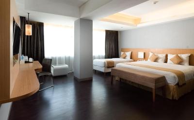 استینکول هتل سمینیاک