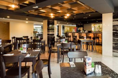 استینکول هتل سمینیاک