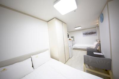 این-د سیتی بوسینز هتل