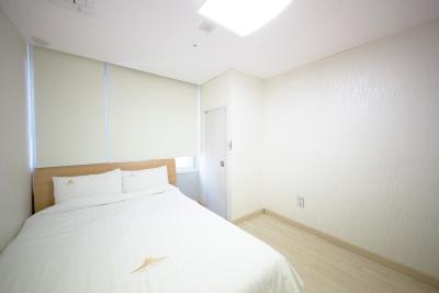 این-د سیتی بوسینز هتل