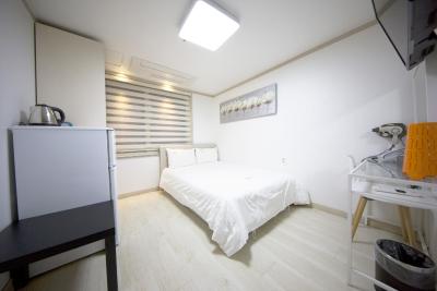 این-د سیتی بوسینز هتل