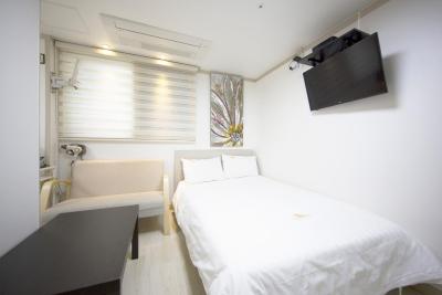 این-د سیتی بوسینز هتل