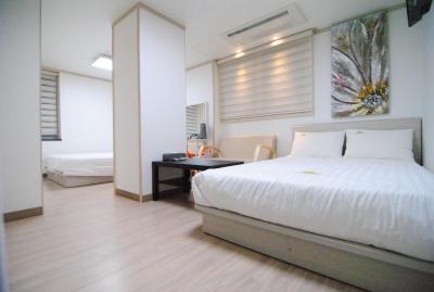 این-د سیتی بوسینز هتل