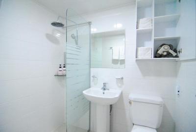 این-د سیتی بوسینز هتل