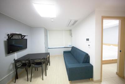 این-د سیتی بوسینز هتل